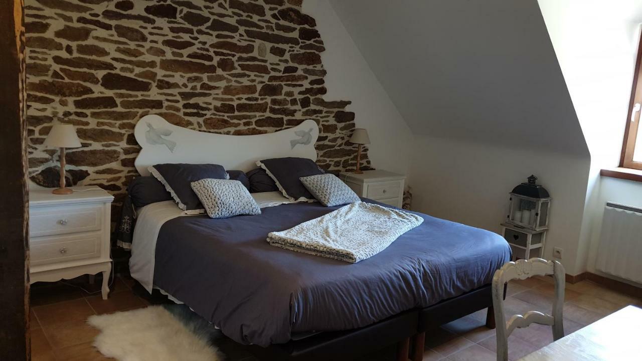 Le Colombier De Kerguezec Bed & Breakfast Surzur Exterior photo